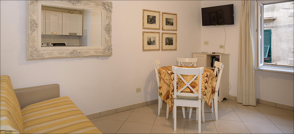 Casa Carla studio apartment - Monterosso al mare Cinque Terre Liguria Italy